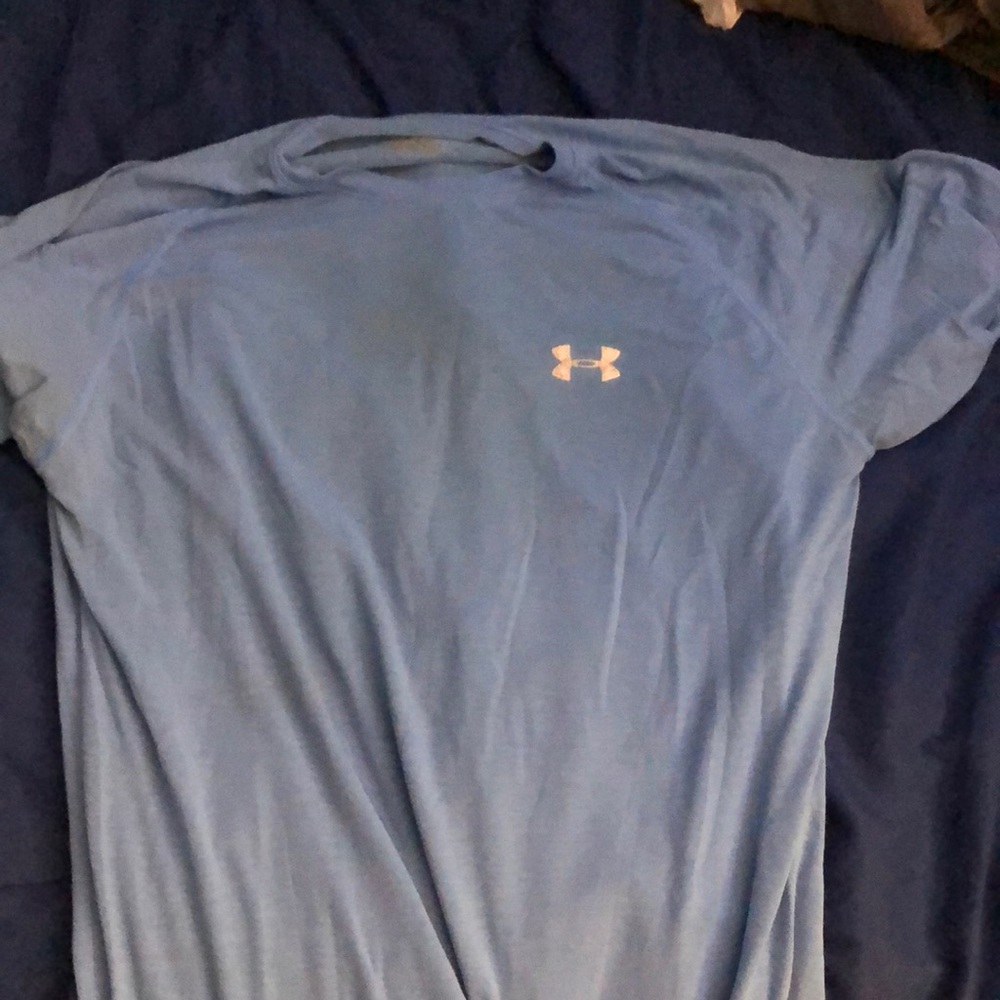 Men’s under armour t shirt